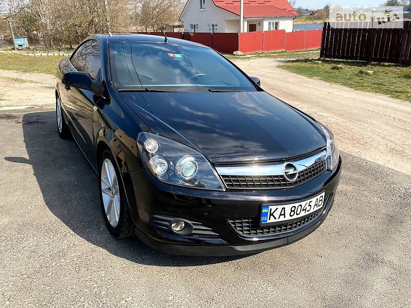 Кабріолет Opel Astra 2007 в Житомирі