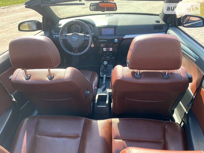 Кабріолет Opel Astra 2007 в Житомирі