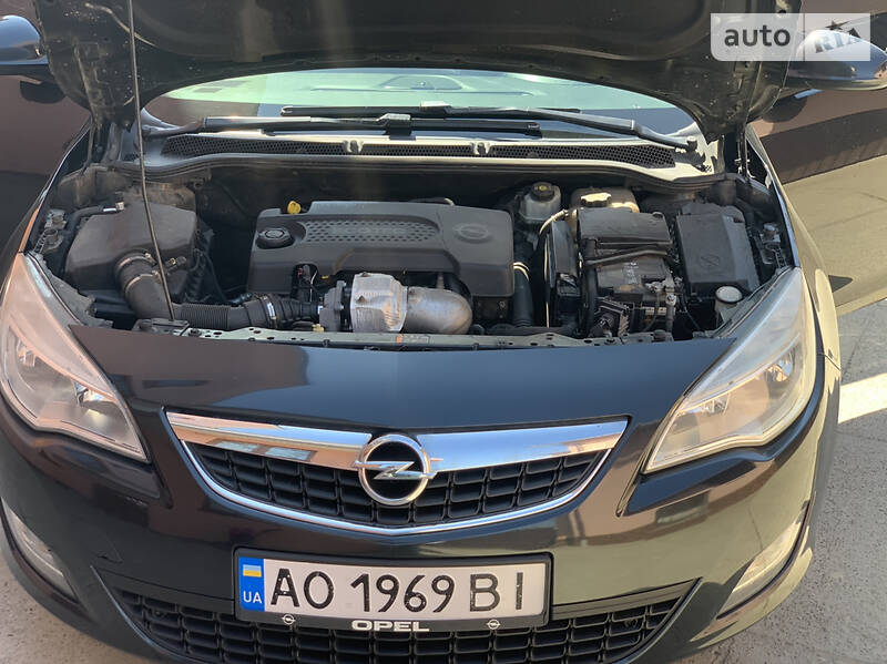 Універсал Opel Astra 2012 в Хусті фото 18 Універсал Opel Astra 2012 в Хусті