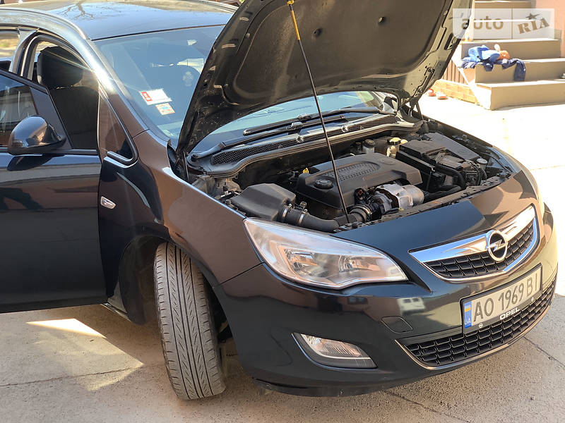 Універсал Opel Astra 2012 в Хусті фото 23 Універсал Opel Astra 2012 в Хусті