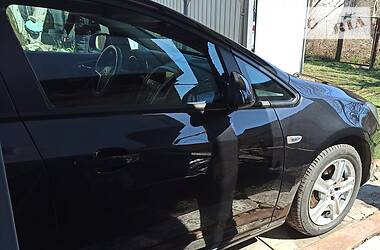 Універсал Opel Astra 2012 в 