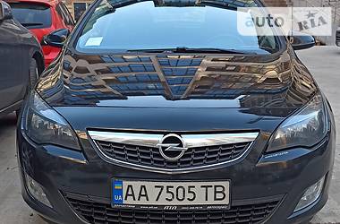 Opel Astra 2012