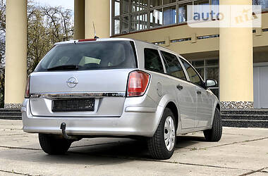 Універсал Opel Astra 2007 в 