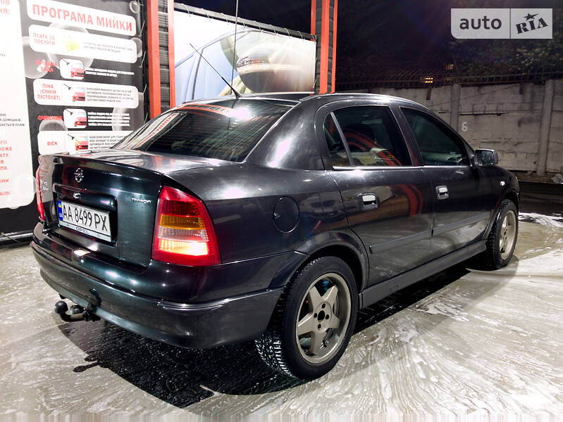 Седан Opel Astra 2006 в Нежине