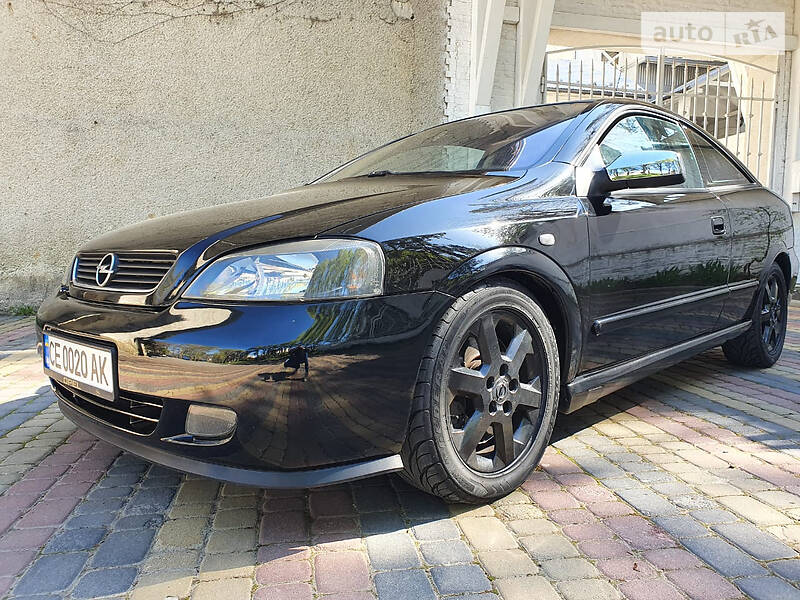 Купе Opel Astra 2004 в Чернівцях