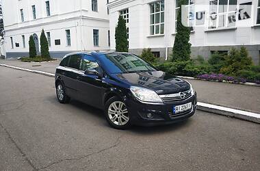 Opel Astra 2008