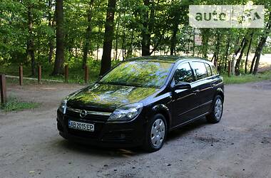 Хетчбек Opel Astra 2005 в 