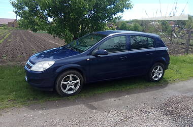 Хетчбек Opel Astra 2007 в 
