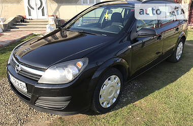 Универсал Opel Astra 2006 в Кицмани