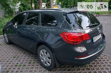 Универсал Opel Astra 2012 в Харькове