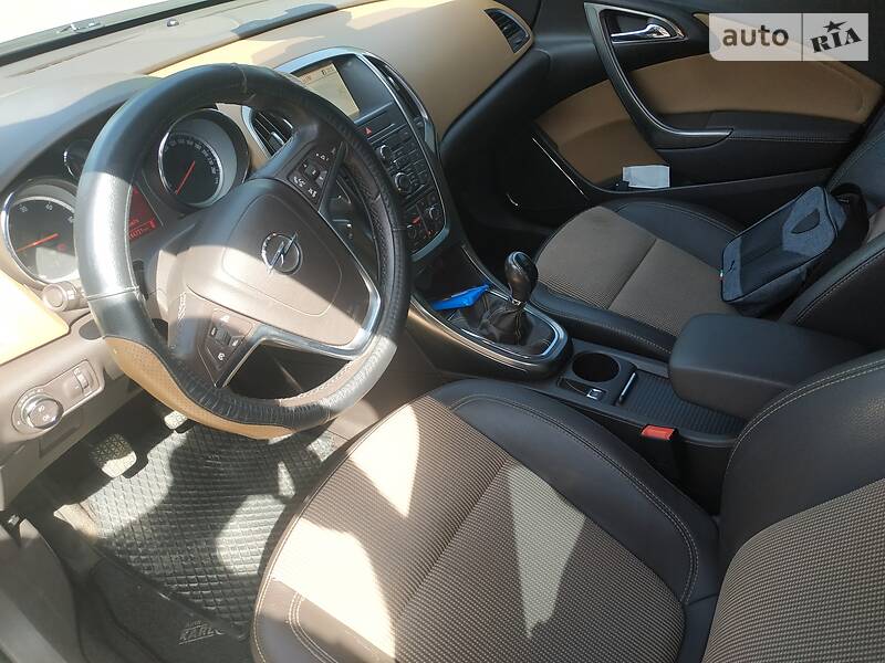 Універсал Opel Astra 2012 в Лубнах фото 7 Універсал Opel Astra 2012 в Лубнах