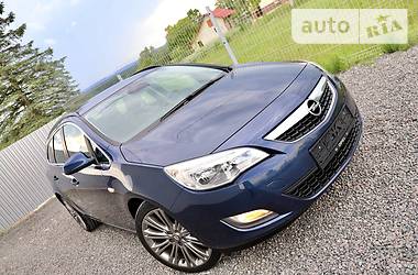 Универсал Opel Astra 2012 в Дрогобыче