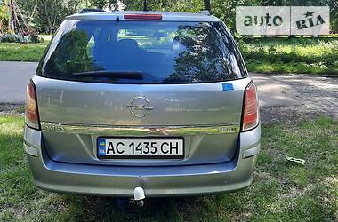 Универсал Opel Astra 2004 в Луцке