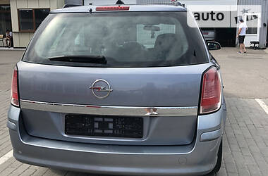 Універсал Opel Astra 2005 в 