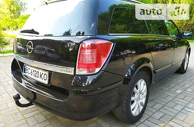 Універсал Opel Astra 2005 в 