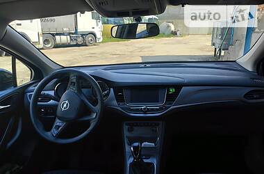 Універсал Opel Astra 2016 в 