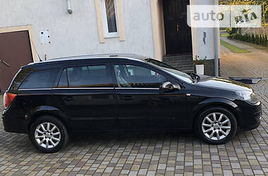 Універсал Opel Astra 2005 в 