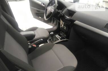 Универсал Opel Astra 2010 в Ковеле