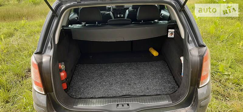 Універсал Opel Astra 2010 в Тлумачі фото 14 Універсал Opel Astra 2010 в Тлумачі