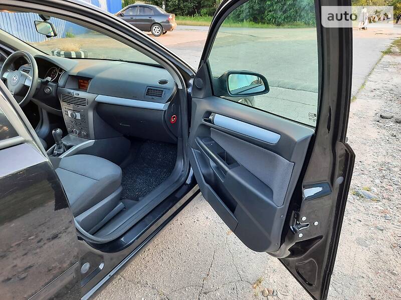 Універсал Opel Astra 2006 в Полтаві фото 37 Універсал Opel Astra 2006 в Полтаві