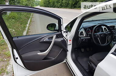 Універсал Opel Astra 2011 в 