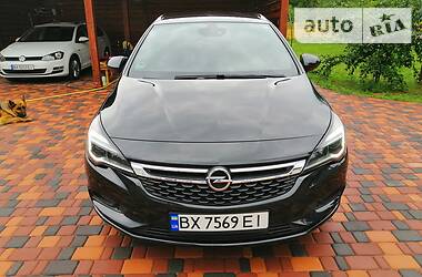 Универсал Opel Astra 2016 в Житомире