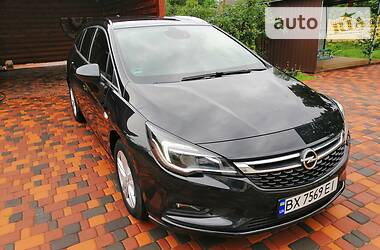 Універсал Opel Astra 2016 в Житомирі