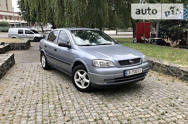 Седан Opel Astra 2007 в Черкасах