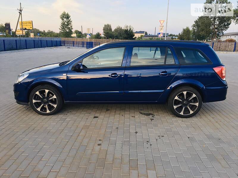 Универсал Opel Astra 2009 в Ковеле