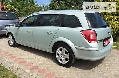 Универсал Opel Astra 2010 в Ковеле