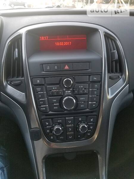 Хэтчбек Opel Astra 2011 в Львове