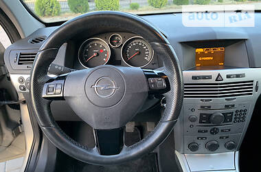 Універсал Opel Astra 2009 в 
