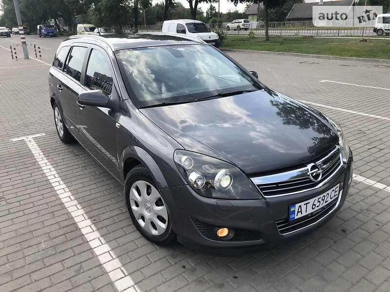 Універсал Opel Astra 2009 в Коломиї фото Універсал Opel Astra 2009 в Коломиї