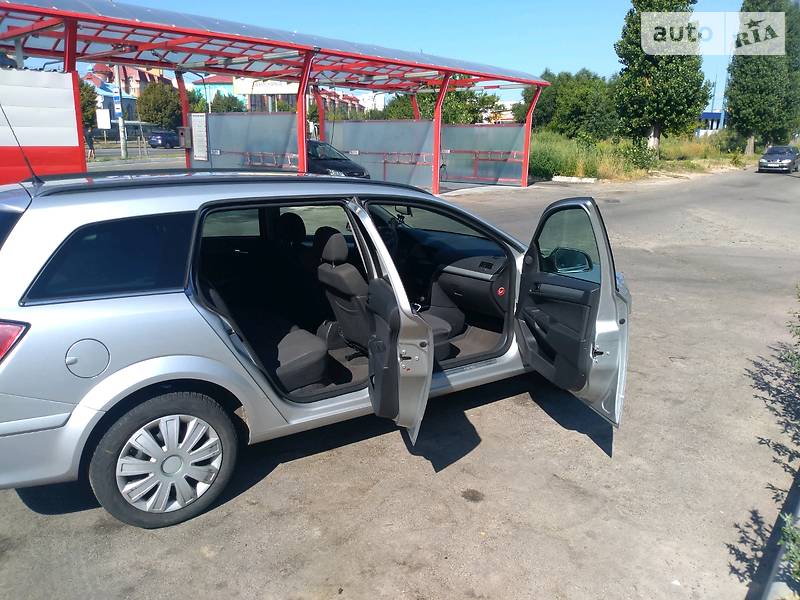 Универсал Opel Astra 2010 в Чернигове фото 13 Универсал Opel Astra 2010 в Чернигове