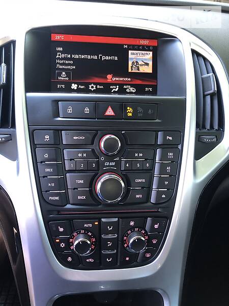Універсал Opel Astra 2014 в Костянтинівці