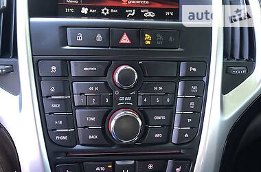 Універсал Opel Astra 2014 в 