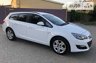 Універсал Opel Astra 2014 в 