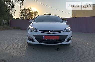 Універсал Opel Astra 2014 в 