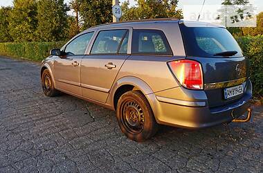 Универсал Opel Astra 2006 в Житомире