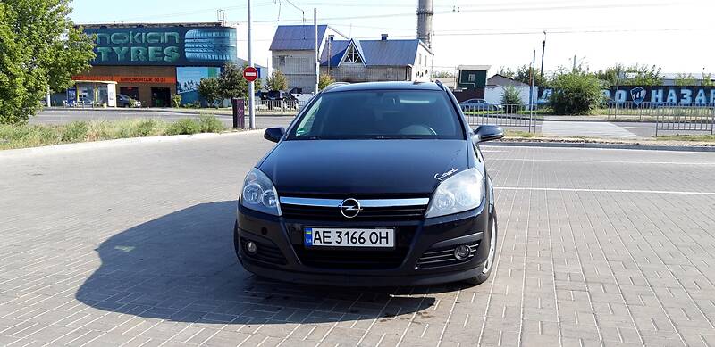 Універсал Opel Astra 2007 в Дніпрі