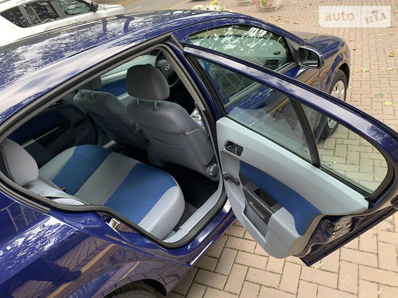 Хетчбек Opel Astra 2005 в Києві