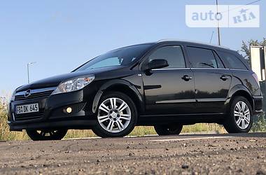 Универсал Opel Astra 2008 в Дрогобыче