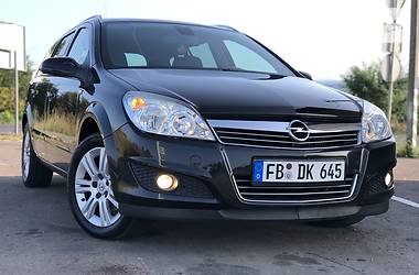 Универсал Opel Astra 2008 в Дрогобыче