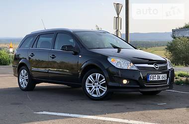 Универсал Opel Astra 2008 в Дрогобыче