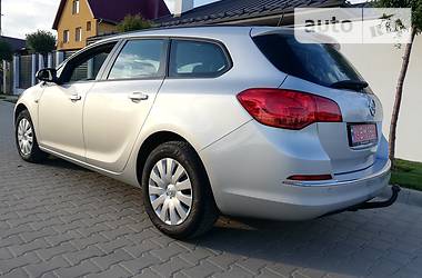 Универсал Opel Astra 2015 в Ковеле