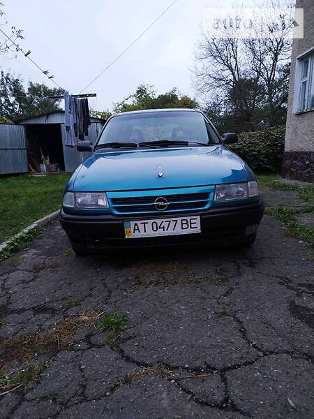 Универсал Opel Astra 1993 в Коломые