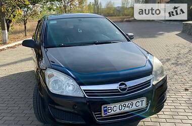 Хэтчбек Opel Astra 2007 в Днепре