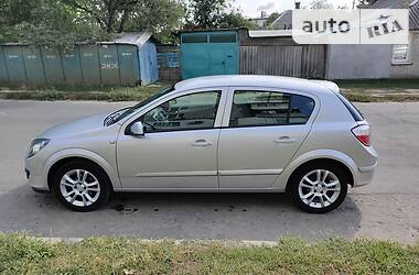 Хэтчбек Opel Astra 2006 в Харькове