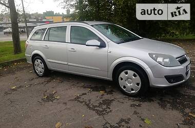 Универсал Opel Astra 2006 в Ровно