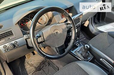 Универсал Opel Astra 2009 в Стрые